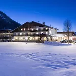 Restaurant Pizzeria Enzian - Sommerbergbahnen Inklusive Vendégház