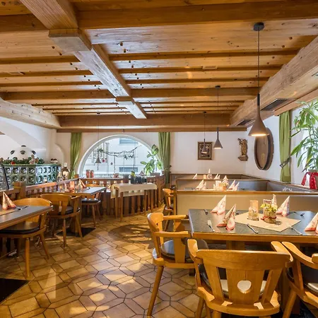 Affittacamere Restaurant Pizzeria Enzian - Sommerbergbahnen Inklusive Tannheim