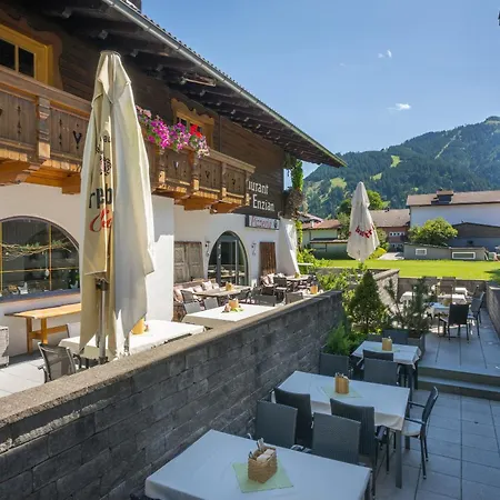 Pensionat Restaurant Pizzeria Enzian - Sommerbergbahnen Inklusive Tannheim