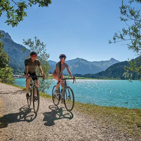 Restaurant Pizzeria Enzian - Sommerbergbahnen Inklusive 4*