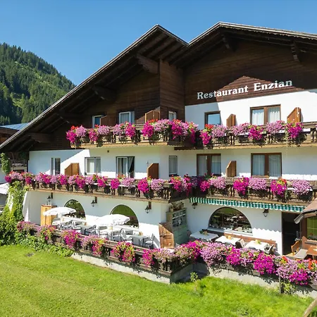 Restaurant Pizzeria Enzian - Sommerbergbahnen Inklusive 3*
