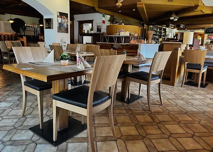 Restaurant Pizzeria Enzian - Sommerbergbahnen Inklusive 4* 탄하임