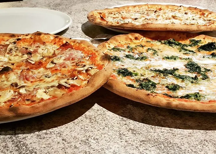 게스트하우스 Restaurant Pizzeria Enzian - Sommerbergbahnen Inklusive