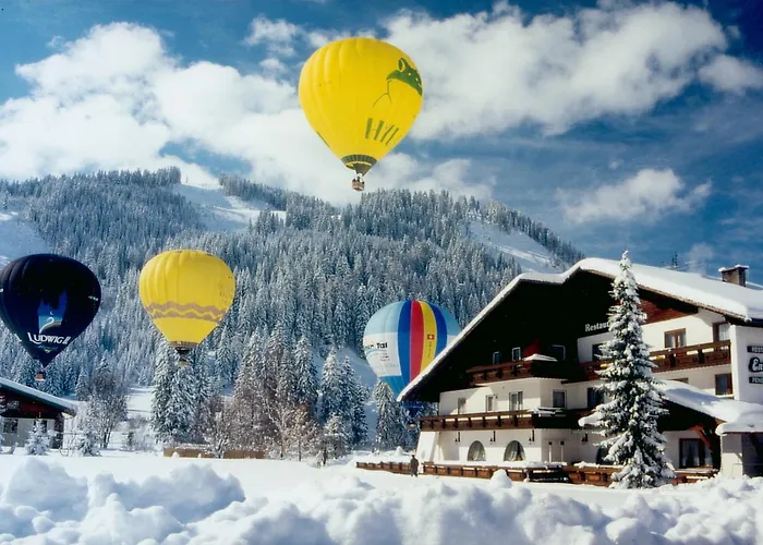 Restaurant Pizzeria Enzian - Sommerbergbahnen Inklusive 게스트하우스