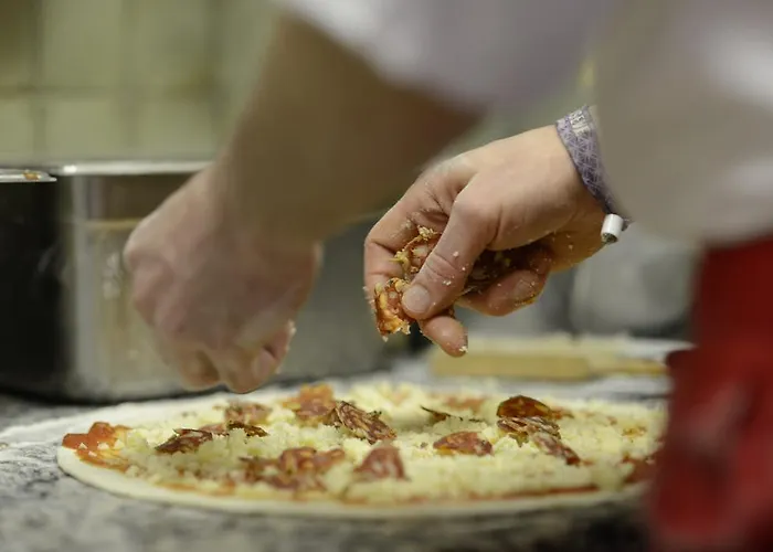 게스트하우스 Restaurant Pizzeria Enzian - Sommerbergbahnen Inklusive 4*