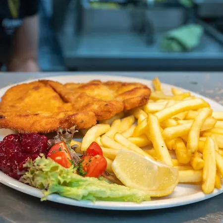 Casa de hóspedes Restaurant Pizzeria Enzian - Sommerbergbahnen Inklusive Tannheim